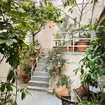 Zamaria Guest house 3*
