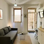 Guest house Zamaria 3*